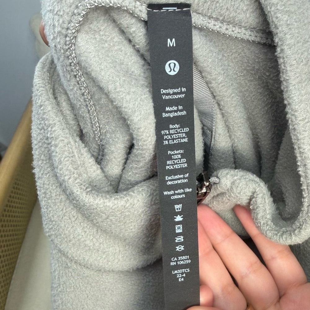 Lululemon Oversized-Fit Fleece Half Zip Size medium - Picture 9 of 10